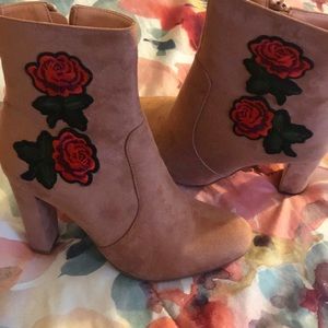Blush Keen Bootie